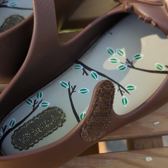 Brown Owl Kids Shoes - Picture 4 of 6